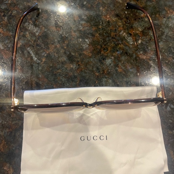Gucci sunglasses - Picture 4 of 5